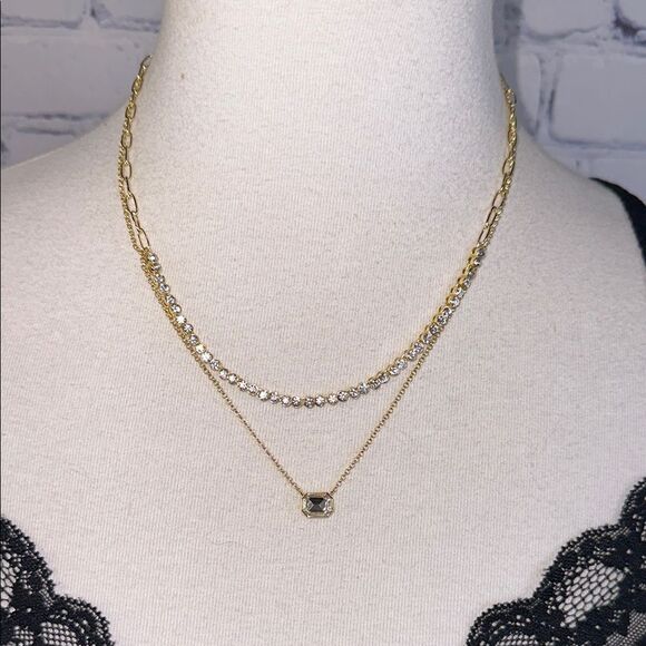 ✨ Gold Layered Necklace from BaubleBar - NWT - Picture 1 of 5